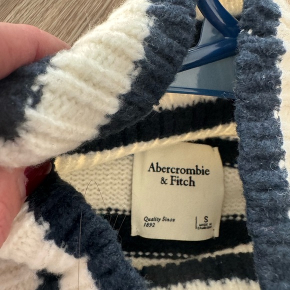 Abercrombie tuckable turtleneck sweater navy blue/white stripe - Picture 5 of 6